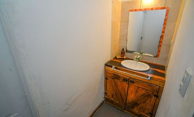 Casa Moderna de 2 dormitorios y pileta en Arroyo L