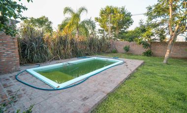 Casa Moderna de 2 dormitorios y pileta en Arroyo L