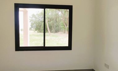 CASA VENTA PRADERAS 57 CAÑUELAS 4 AMBIENTES COCHER
