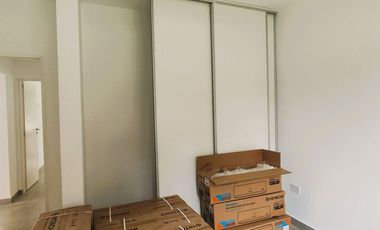 CASA VENTA PRADERAS 57 CAÑUELAS 4 AMBIENTES COCHER