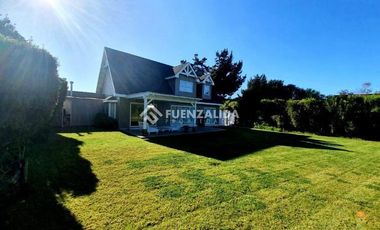 Casa en Arriendo en Santa María del mar