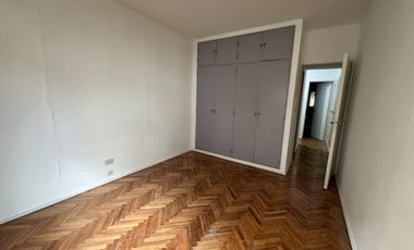 DEPARTAMENTO EN ALQUILER 4 AMBIENTES CON COCHERA
