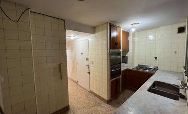 DEPARTAMENTO EN ALQUILER 4 AMBIENTES CON COCHERA