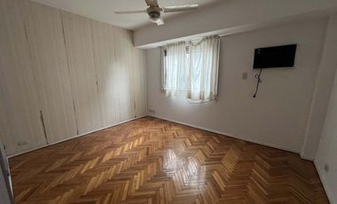 DEPARTAMENTO EN ALQUILER 4 AMBIENTES CON COCHERA
