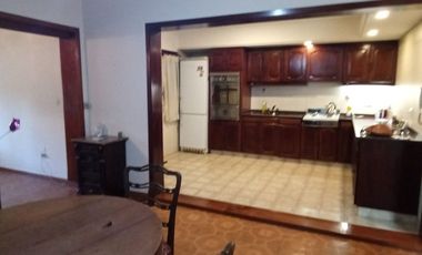 Venta Casa 3 amb con cochera Quilmes Oeste