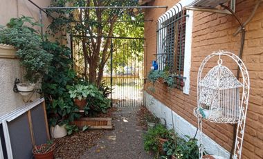 Venta Casa 3 amb con cochera Quilmes Oeste