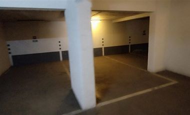 Local Comercial en Arriendo en A pasos del Mall Alto las Condes