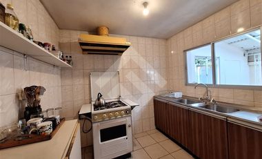 Casa en Venta en Alcalá de Henares / Simón González / Vicente Pérez Rosales