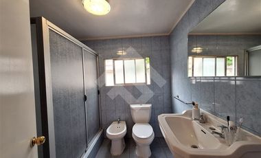 Casa en Venta en Alcalá de Henares / Simón González / Vicente Pérez Rosales