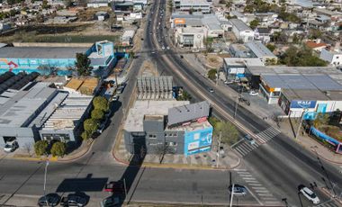 VENTA OFICINA LOCAL COMERCIAL 700M2 ZONA NORTE