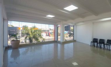 VENTA OFICINA LOCAL COMERCIAL 700M2 ZONA NORTE