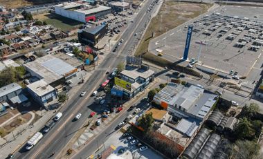VENTA OFICINA LOCAL COMERCIAL 700M2 ZONA NORTE