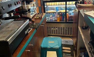 Local Comercial en Venta en Derecho de Llaves de Cafetería de Alta Demanda con Franquicia de Té. Santiago Centro.
