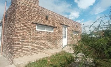 ALQUILER CASA AMOBLADA CON AMPLIO PARQUE EN TANTI