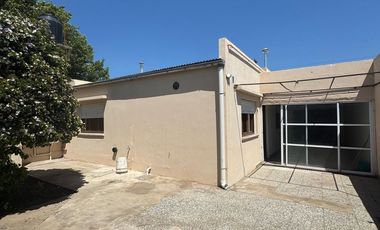CASA EN VENTA EN JUAN JOSÉ PASO