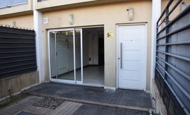 Alquiler casa 3 amb. cochera y terraza Luzuriaga