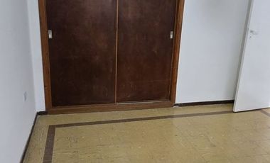 ALQUILER DE DEPARTAMENTO 2 AMBIENTES EN LUIS GUILLON
