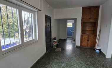 ALQUILER DE DEPARTAMENTO 2 AMBIENTES EN LUIS GUILLON