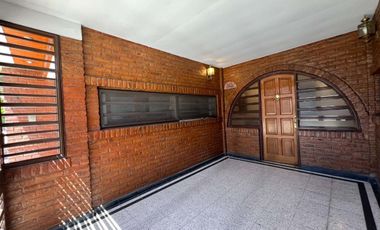 Casa en Alquiler en El Dique, 4  dormis