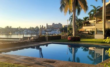 Villa en Venta  Isla Alegre Ixtapa