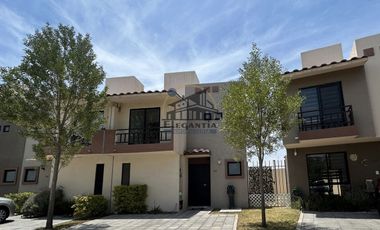 Casa renta Fraccionamiento Dos Valles Ciudad del Sol Qro 11,000 LorMen