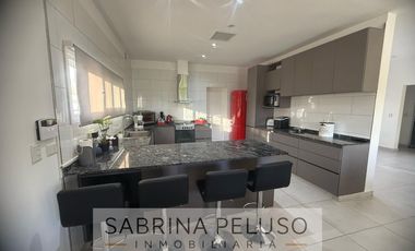 Casa en  Barrio Cerrado prados Del Oeste