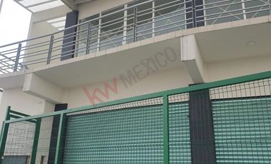 Locales Comerciales en Renta en Plaza en Zinacantepec, Estado de México