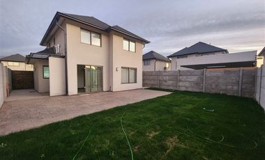 Casa en Arriendo en Brisas de Machalí