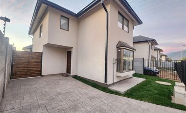 Casa en Arriendo en Brisas de Machalí
