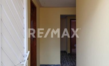 Casa en Venta - (3)