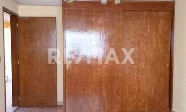 Casa en Venta - (3)