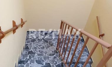 Casa en Venta - (3)