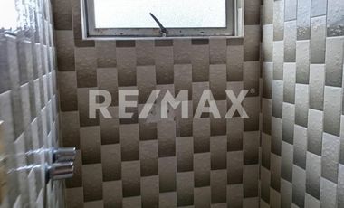 Casa en Venta - (3)