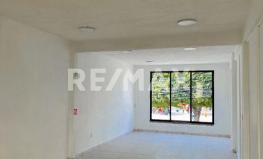 Local comercial en renta - (3)