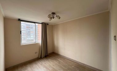 Moderno depto 2d+2b+e+bod en Metro Departamental