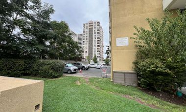 Moderno depto 2d+2b+e+bod en Metro Departamental