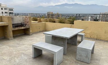 Moderno depto 2d+2b+e+bod en Metro Departamental