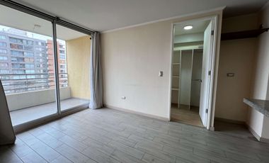 Moderno depto 2d+2b+e+bod en Metro Departamental