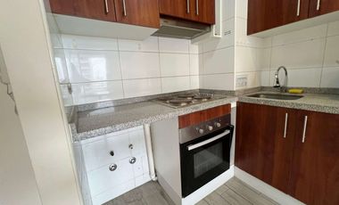 Moderno depto 2d+2b+e+bod en Metro Departamental