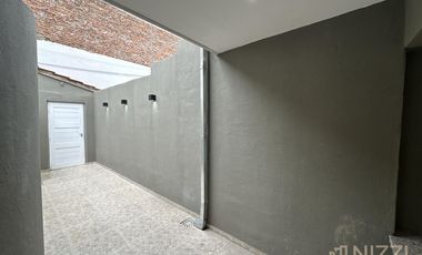 PH 3 ambientes 2 patios barrio San Juan