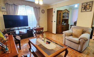 HERMOSA CASA EN MAIPU PASAJE CERRADO SEGURO