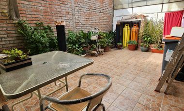 HERMOSA CASA EN MAIPU PASAJE CERRADO SEGURO