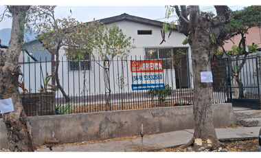 En Remodelación Aislada, de construcción Sólida