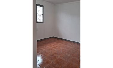 En Remodelación Aislada, de construcción Sólida