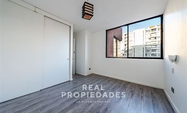 Departamento en Venta en Con bodega y estacionamiento