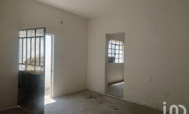 SE RENTA BODEGA CON OFICINA CERCA DE AEROPUERTO