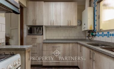 Casa con gran terreno en calle cerrada entre Quilin y Macul