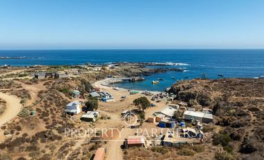 Casa de Ensueño con Vista Despejada al Mar en Exclusivo Condominio Agua Dulce, Huentelauquén