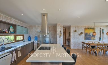 Casa de Ensueño con Vista Despejada al Mar en Exclusivo Condominio Agua Dulce, Huentelauquén
