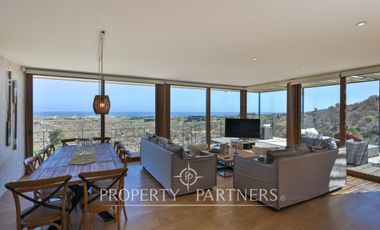Casa de Ensueño con Vista Despejada al Mar en Exclusivo Condominio Agua Dulce, Huentelauquén